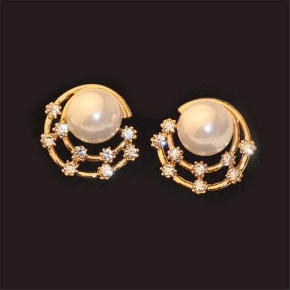 pearl earrings 14