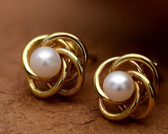 pearl earrings 3