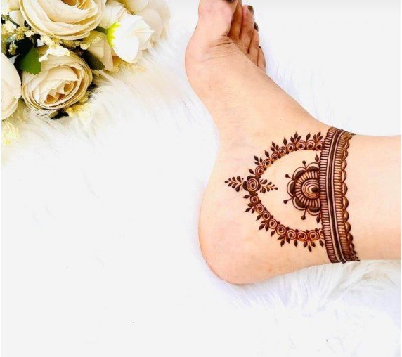 henna tattoo designs for feet 8
