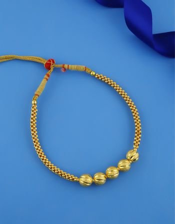 gold necklace 3