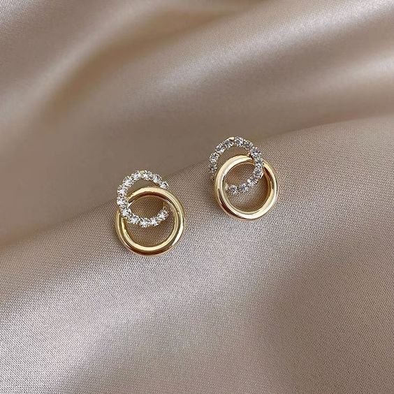 gold earrings 10