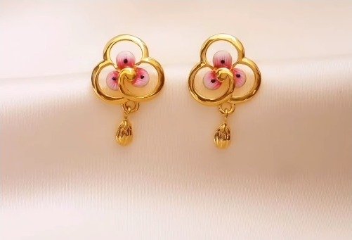 small gold earrings 13