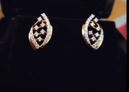 gold earrings 15