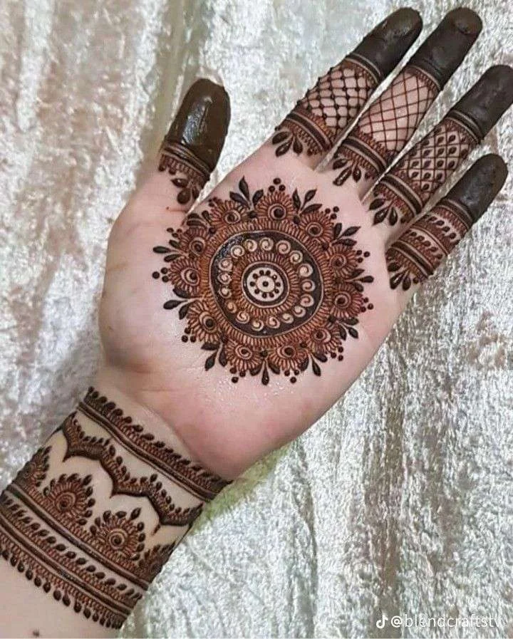 Arabic Henna Design