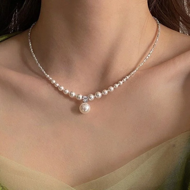 pearl necklace