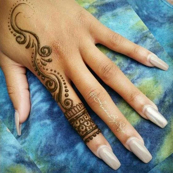trendy finger mehndi designs