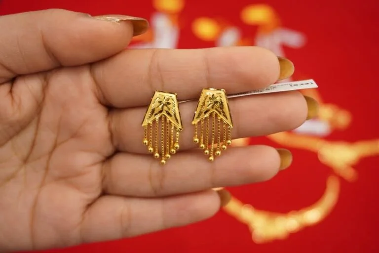 gold earrings