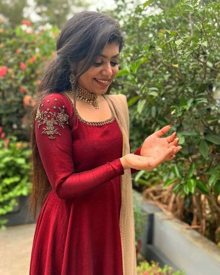 latest kurti neck designs