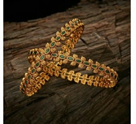 latest gold bangle designs