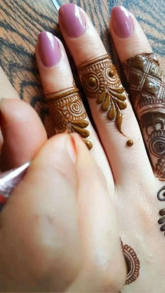 mehndi designs