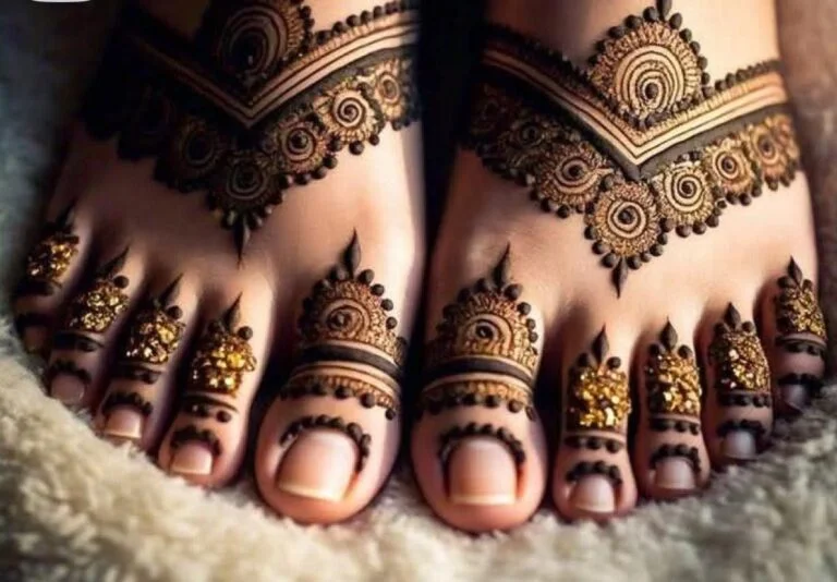 simple foot mehndi designs for elegant look