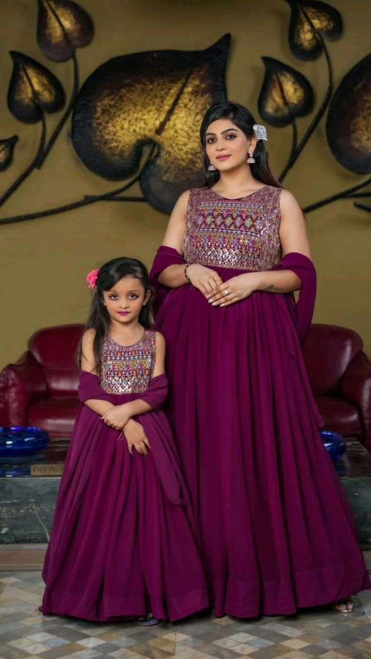 trendy mother-daughter dresses 