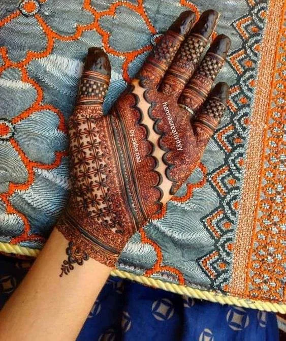 Latest bridal mehndi designs