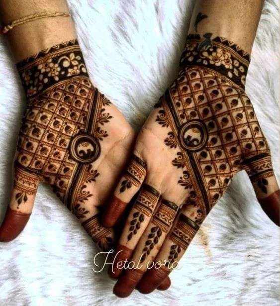 Peacock Mehndi Designs 2026