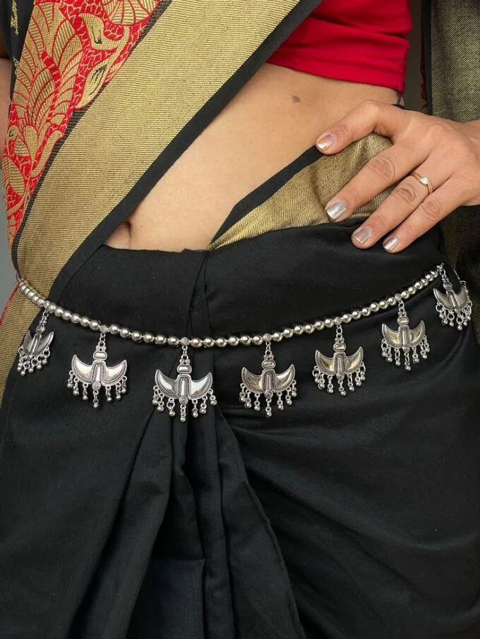 Black Metal Hip Chain