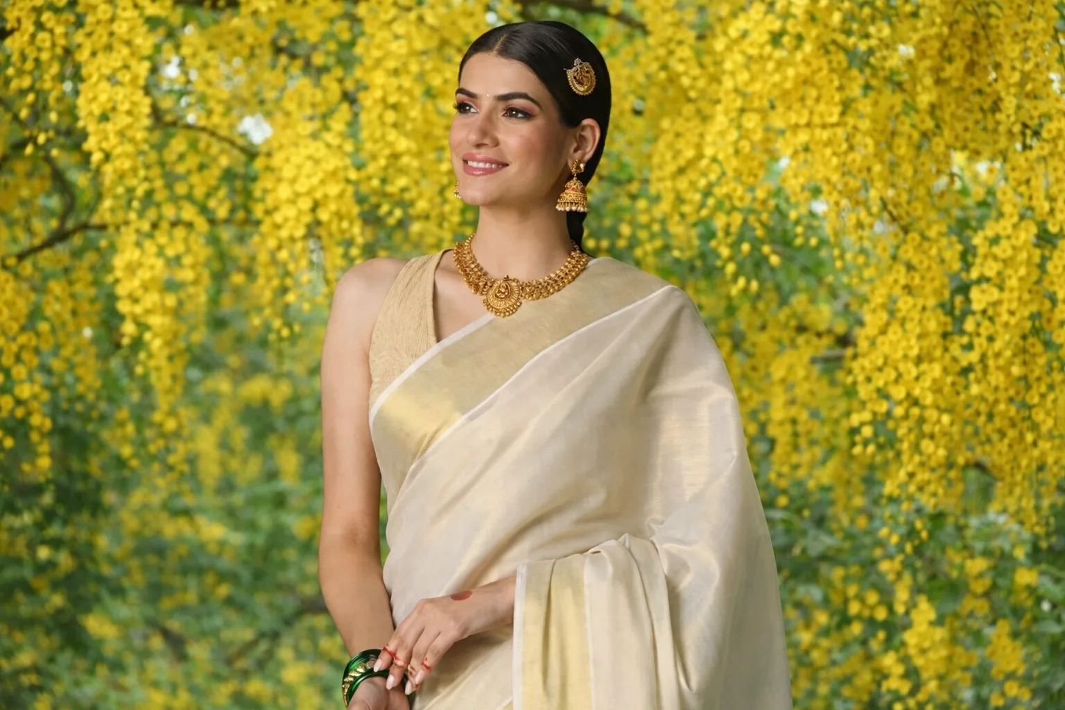 Kasavu Saree