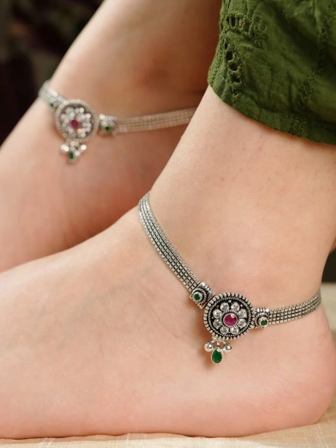 Stylish Anklet Designs