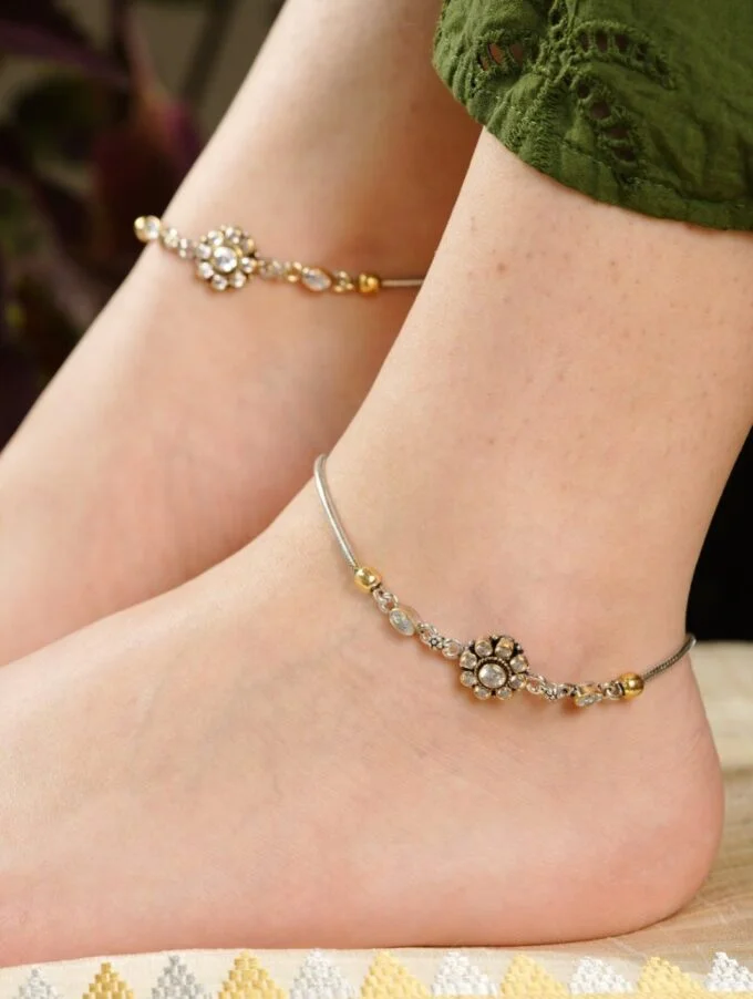 Stylish Anklet Designs