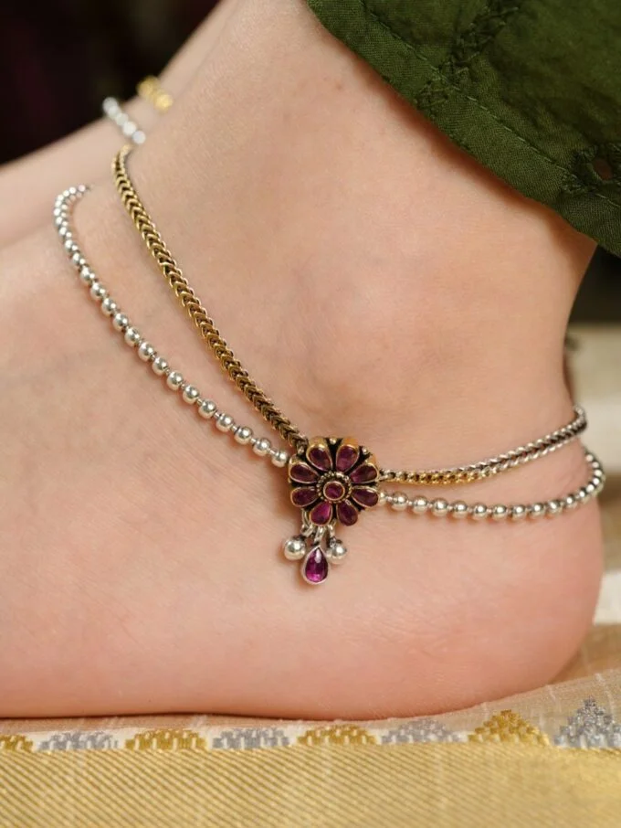 Stylish Anklet Designs